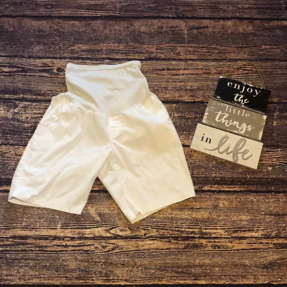 Motherhood Maternity | White Full Band Shorts